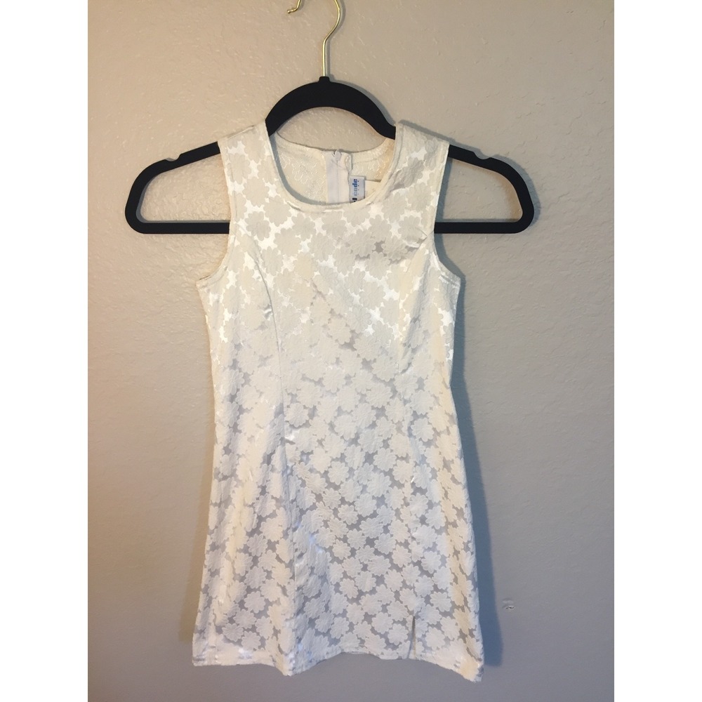Girl Code Girls Formal Floral Lace Dress Cream White Size 8 Sleeveless Wedding